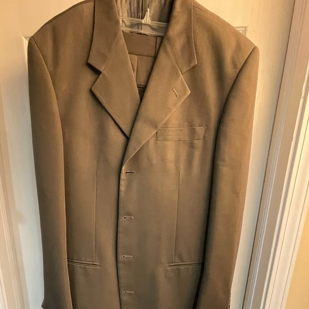 Giorgio Brutini 36R Slim Fit Suit – Tan with Iridescent Bluish-Green Lining